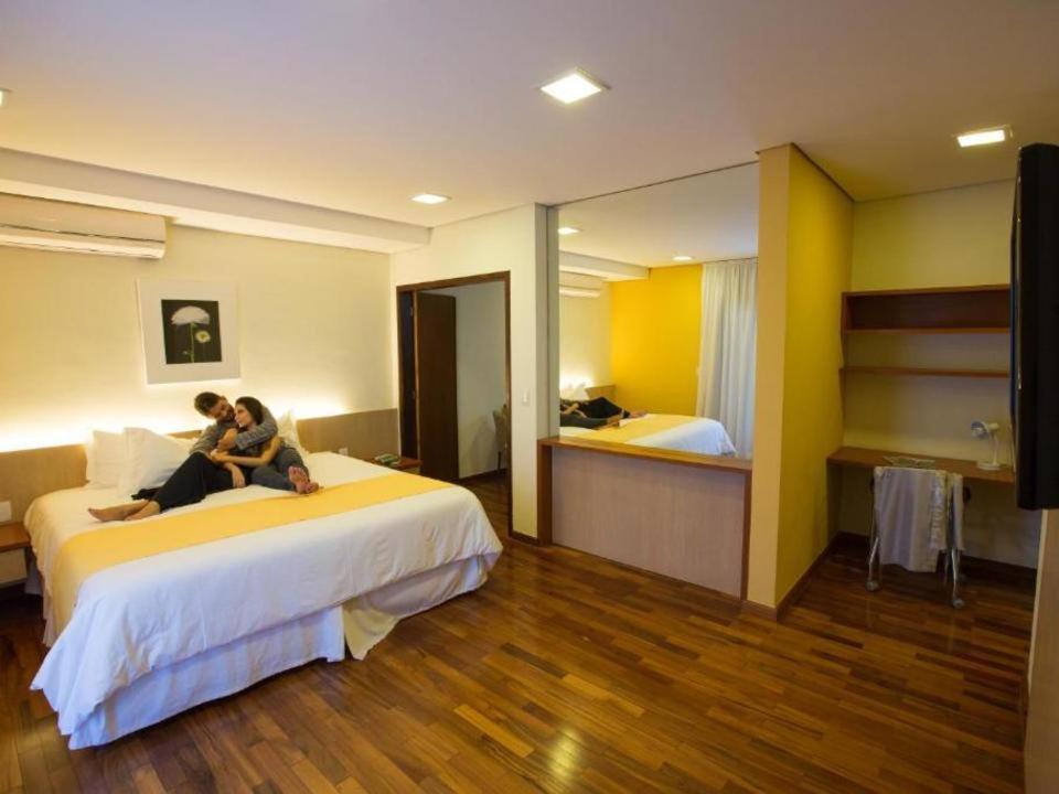 Ramada By Wyndham Furnaspark Formiga Exterior photo
